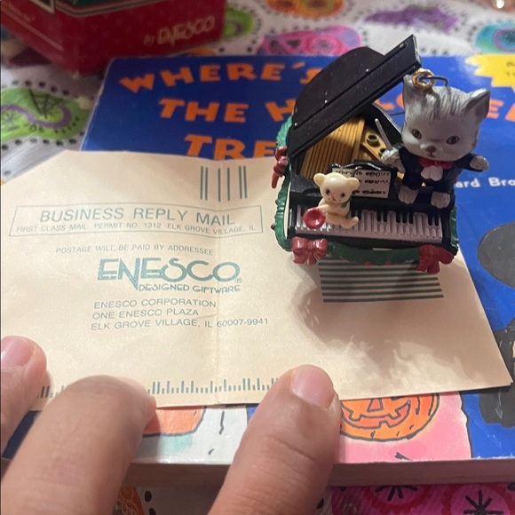 Enesco #582107 Holiday Mew-sic Cat and Piano Hanging Ornament 1993 Jabberwocky - Picture 4 of 4